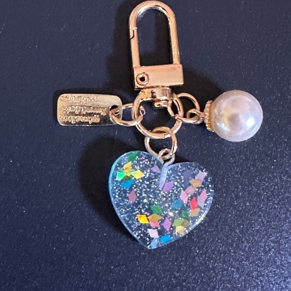 Unbranded Other - Blue Heart Sparkly Charm with Pearl and Gold Tag